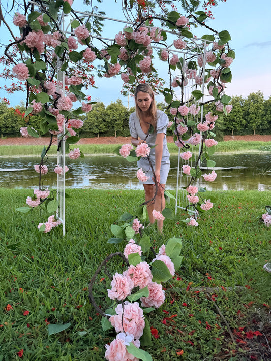 Premium Rose Garland – High-End Artificial Floral Runner for Wedding & Home Decor