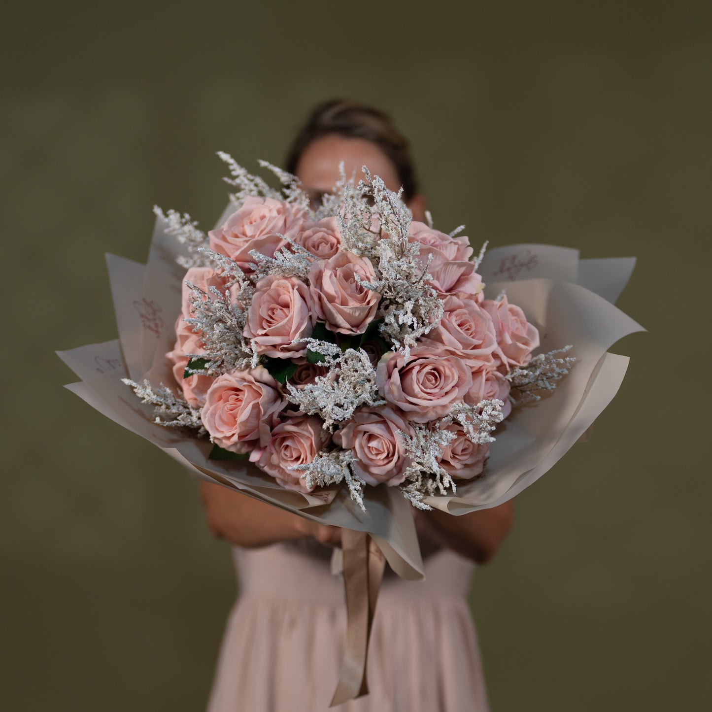 Luxury Red Rose Bouquet XL – Artificial Roses & Baby’s Breath