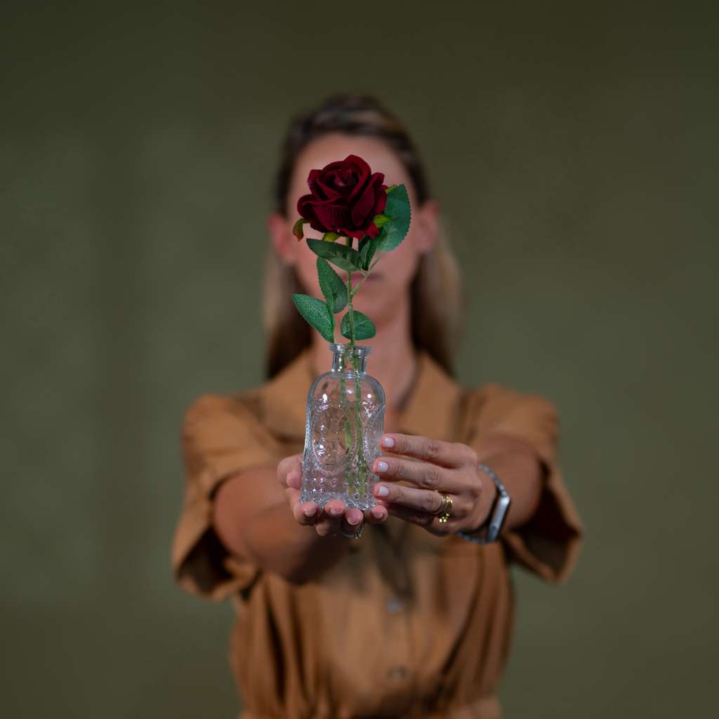 Mini Crystal Glass Bottle Vase – Decorative Bud Vase for Centerpieces & Wedding Favors